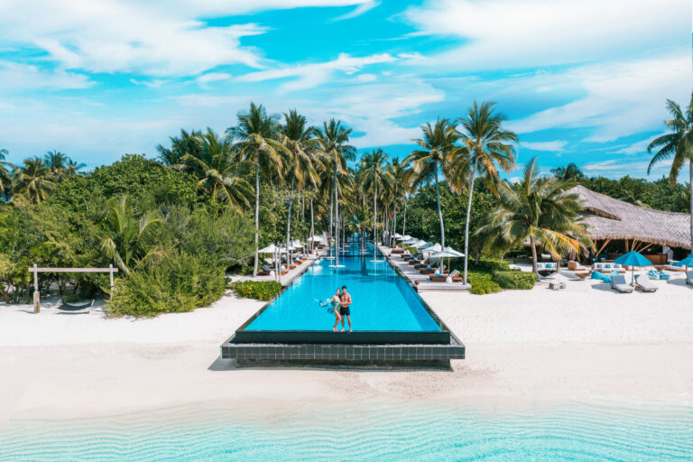 Fairmont-Maldives-Aerial-Pool