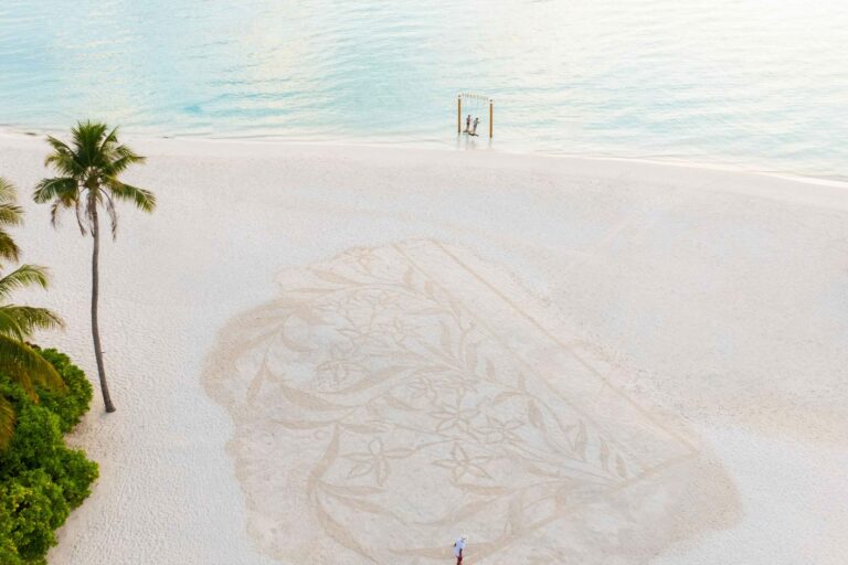 Sun Siyam Iru Fushi Maldives x Nathaniel Alapide Sun Siyam Iru Fushi Maldives hosting Nathaniel Alapide