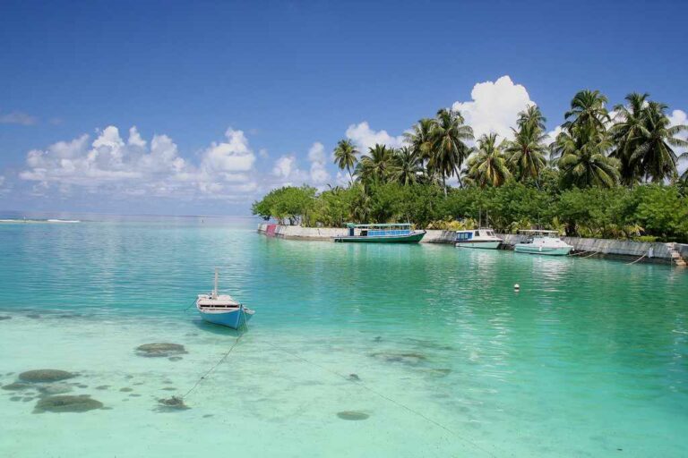 SriLankan Airlines x Gan Island Promotion for Middle Eastern Travellers. Photo Credit: holidify.com via Google Images SriLankan Airlines x Gan Island Promotion for Middle Eastern Travellers. Photo Credit: holidify.com via Google Images