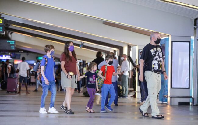 Maldives Tourism Numbers Topped by China. Photo Credit: mbt.mv via Google Images Maldives Tourism Numbers Topped by China. Photo Credit: mbt.mv via Google Images