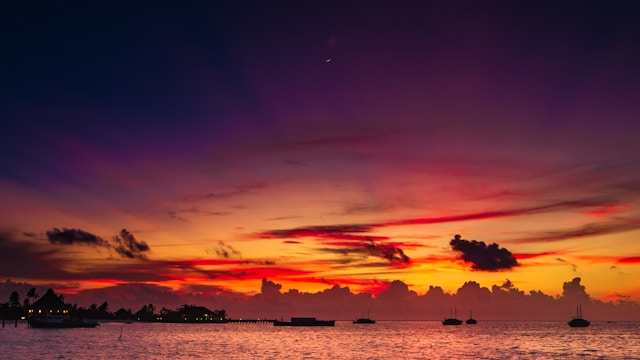 Maldives Tourism Industry Sets Eyes on $5 Billion in Returns. Photo Credit: Lanju Fotografie via Unsplash Maldives Tourism Industry Sets Eyes on $5 Billion in Returns. Photo Credit: Lanju Fotografie via Unsplash
